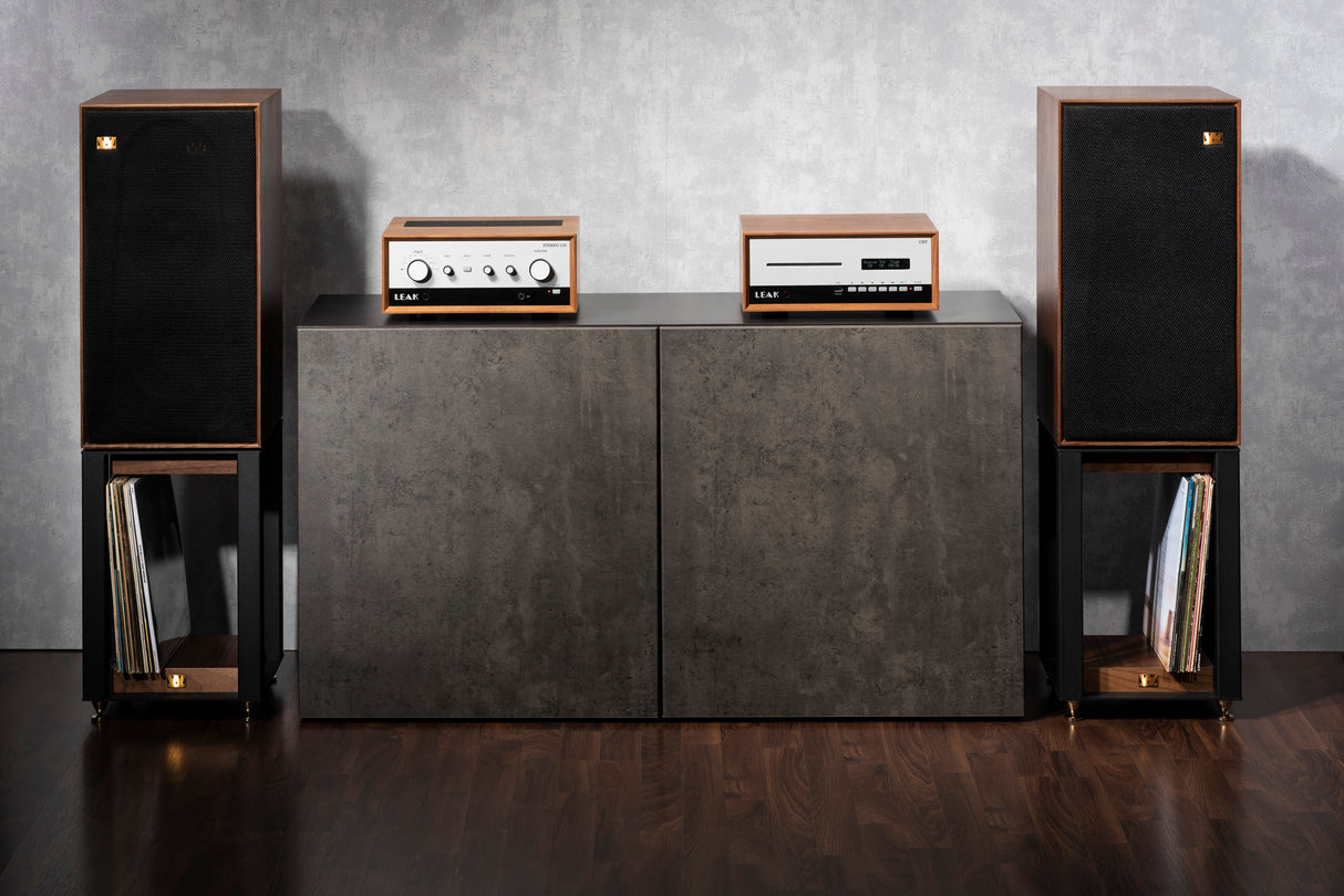 Leak Stereo 230 with Wharfedale Super Linton & Matching Stands