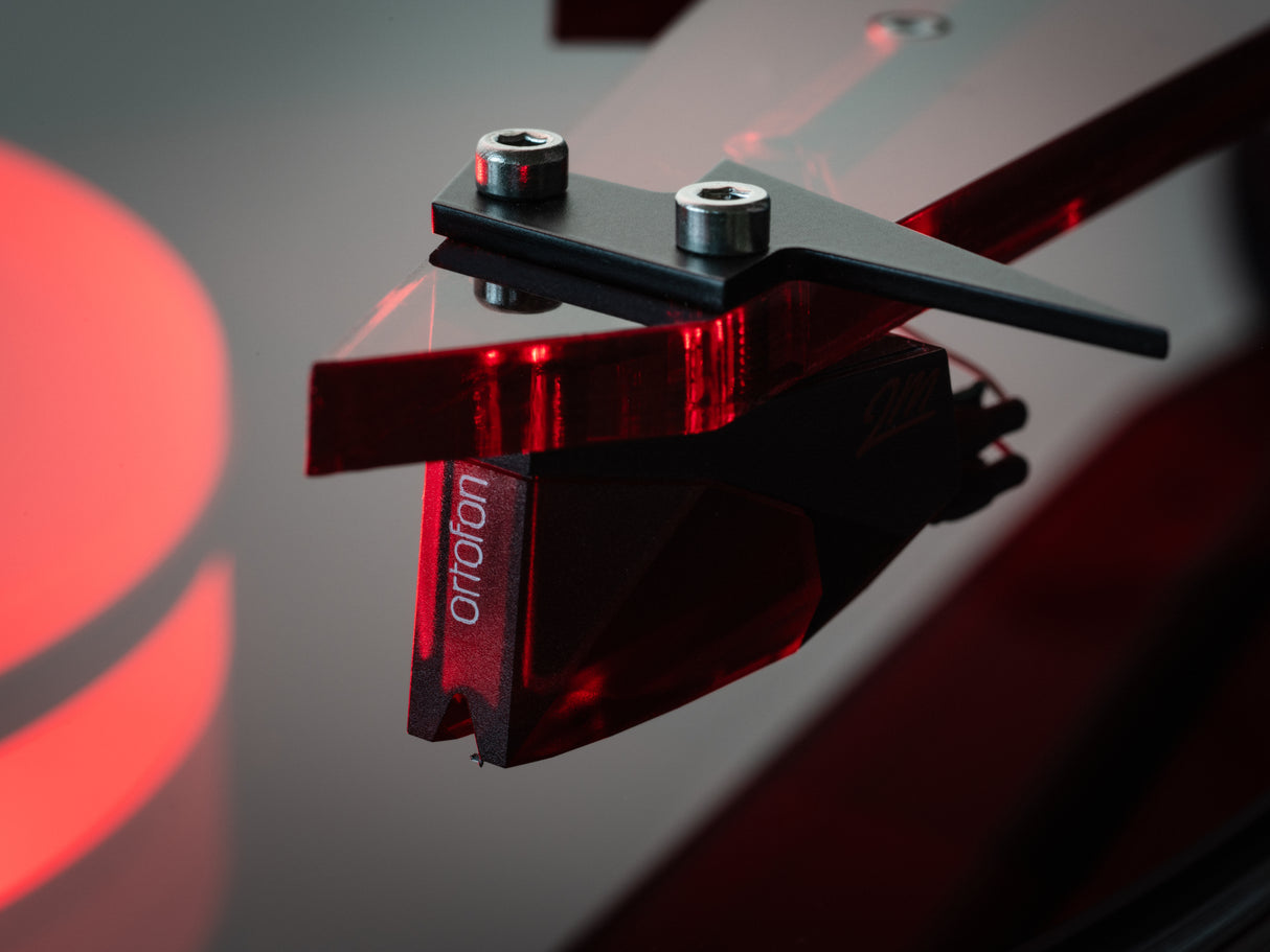 Pro-Ject AC/DC Turntable (Limited Edition)