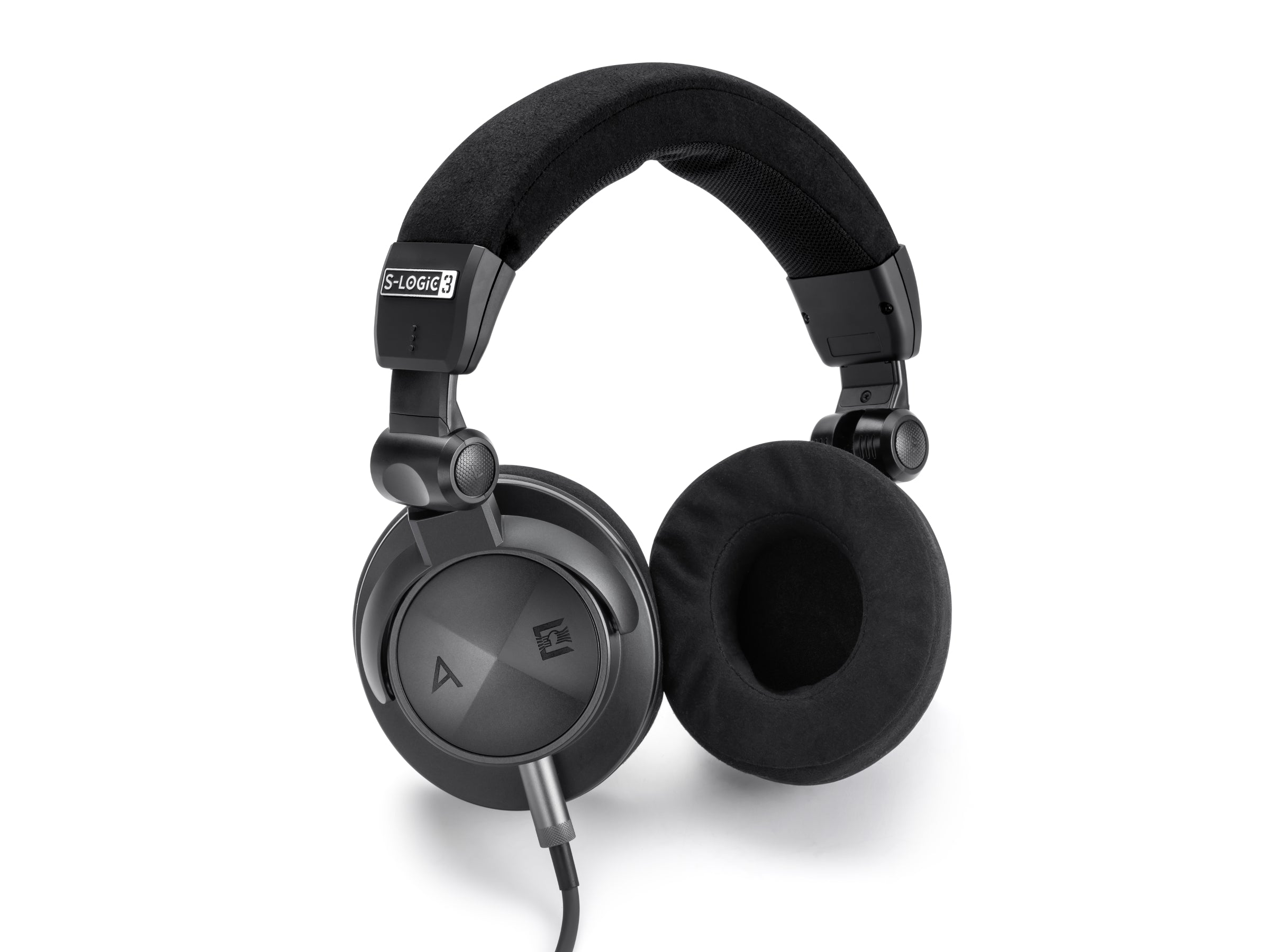 Astell&Kern Virtuoso Closed-Back Headphones