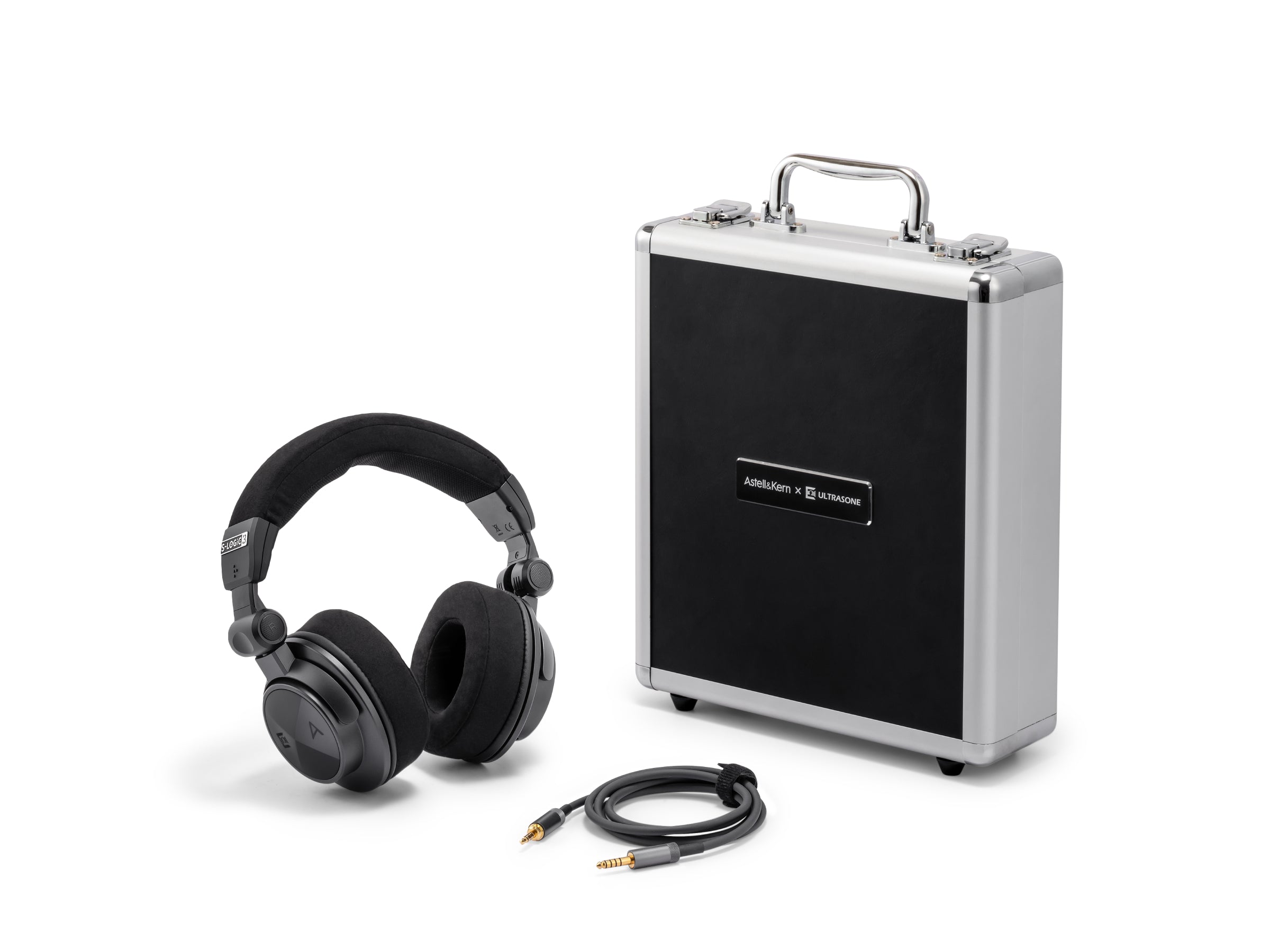 Astell&Kern Virtuoso Closed-Back Headphones
