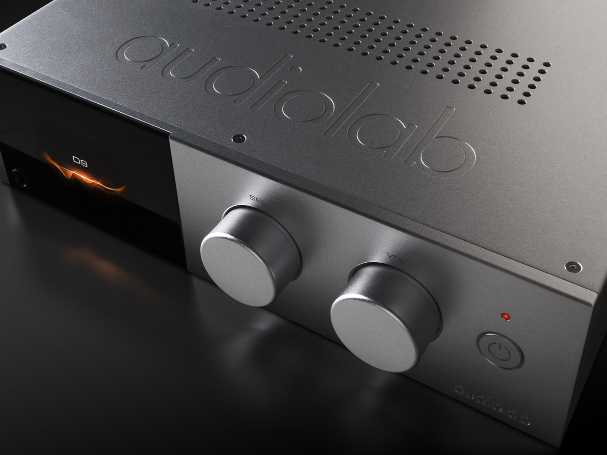 Audiolab D9 DAC Headphone Amplifier with Focal Clear MG Open-Back Headphones