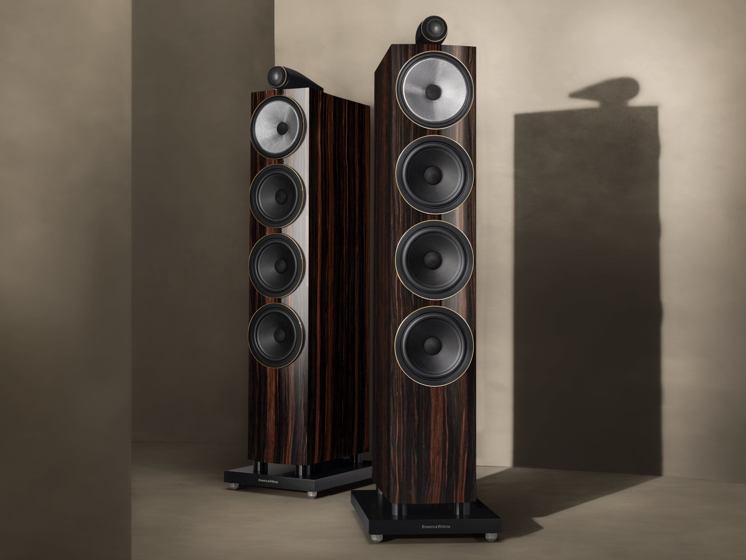 Bowers & Wilkins 702 S3 Signature