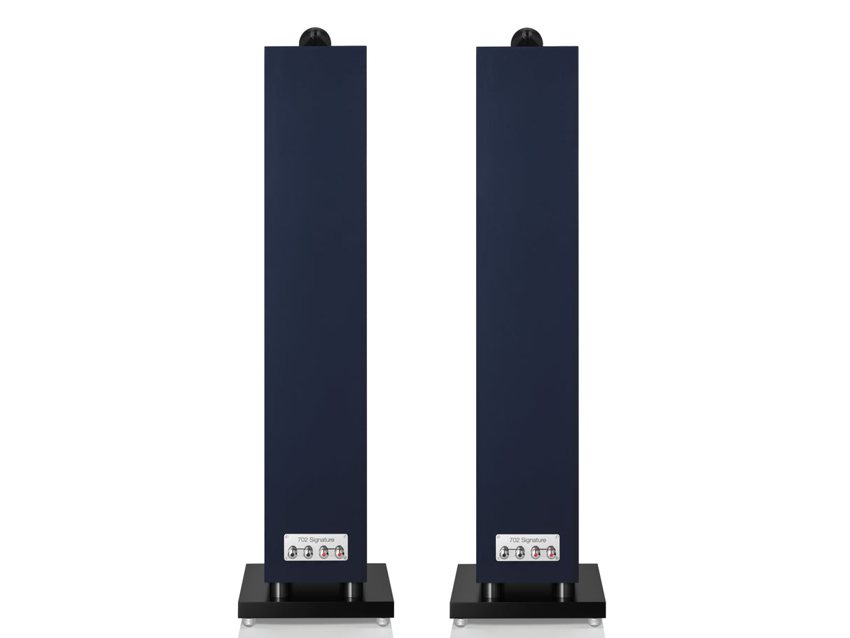 Naim Uniti Nova PE with Bowers & Wilkins 702 Signature Floorstanding Speakers