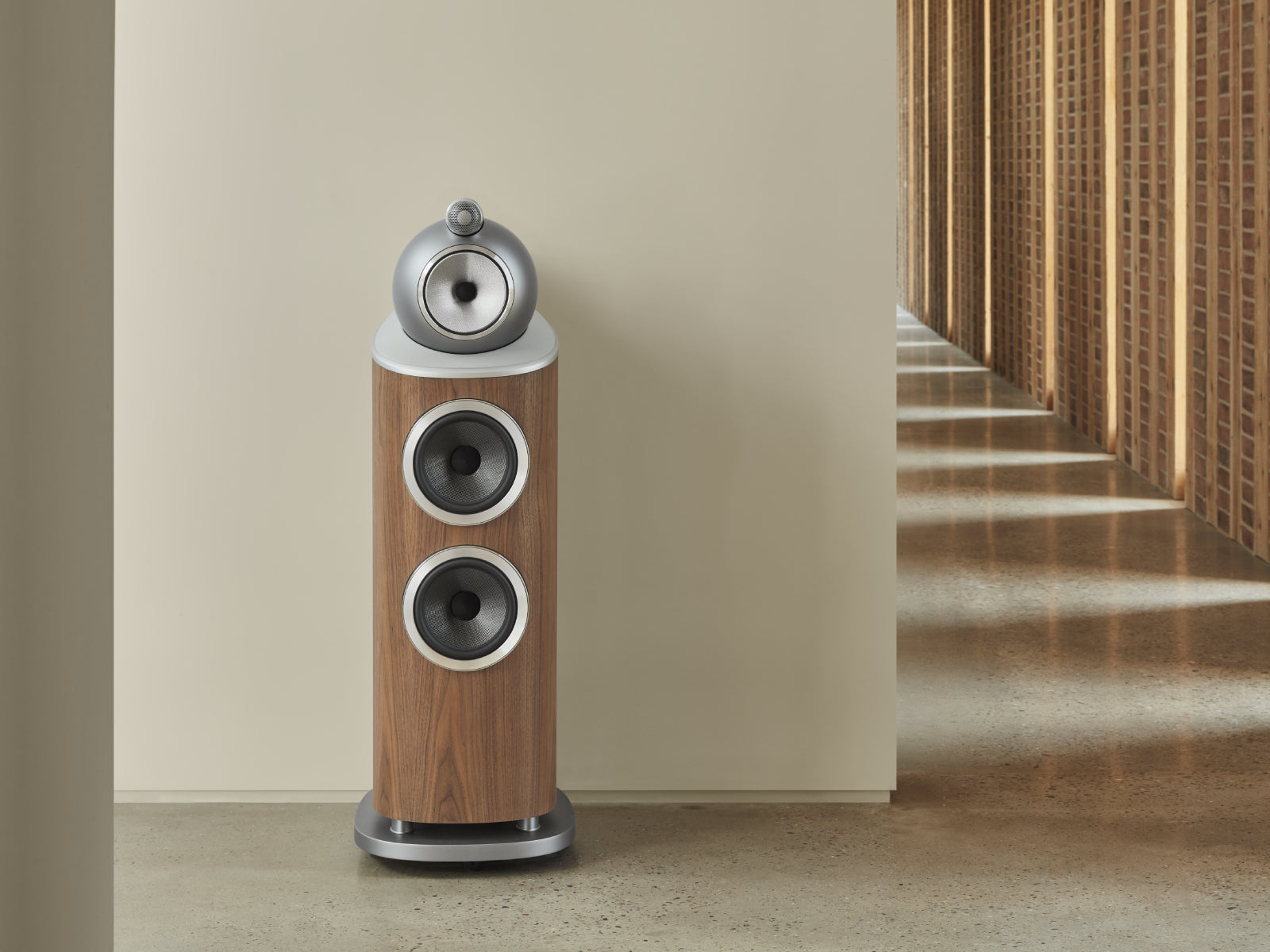 Bowers & Wilkins 802 D4 Speakers