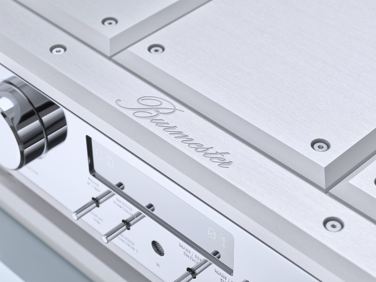 Burmester 077 Pre-Amplifier