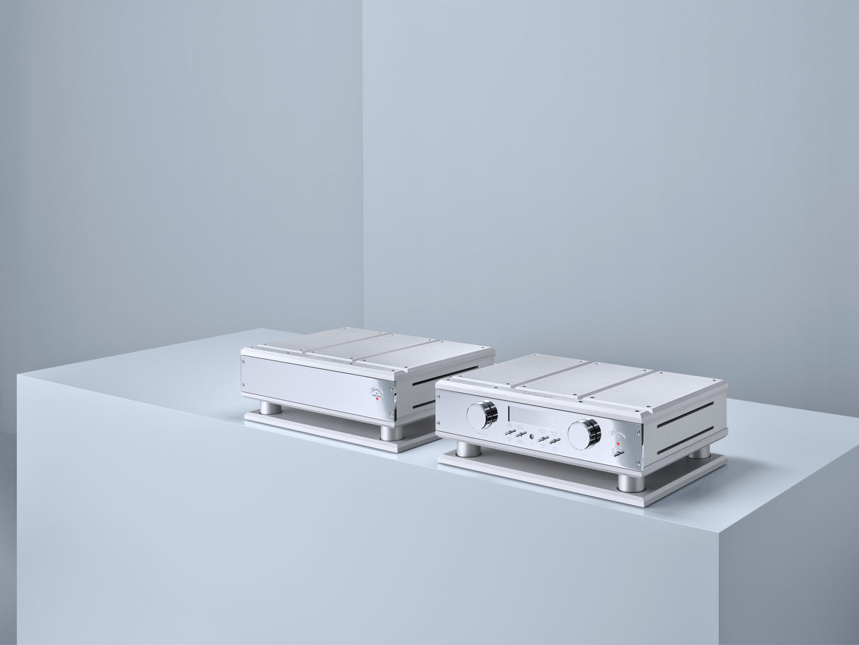 Burmester 077 Pre-Amplifier