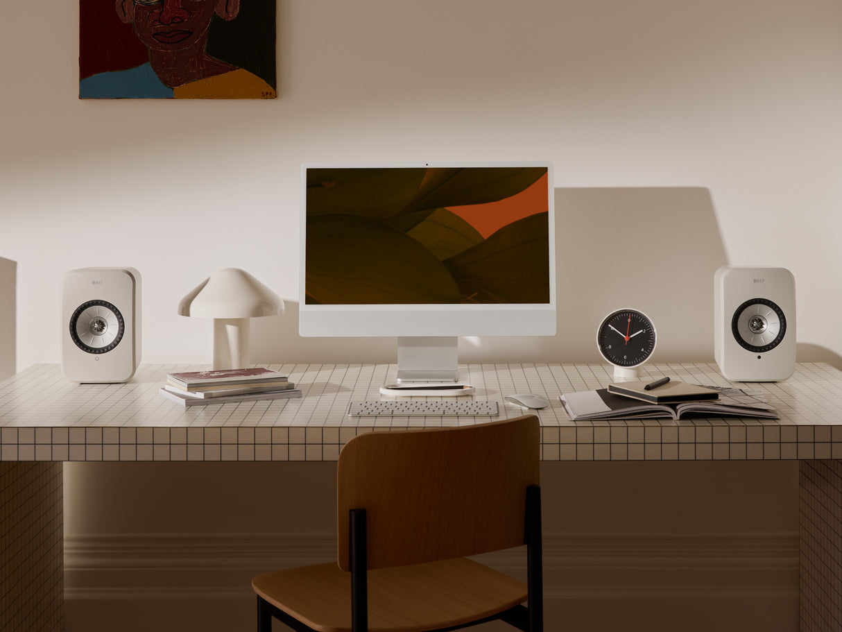 Rega Planar 1 Plus + Kef LSX II LT Wireless Turntable System