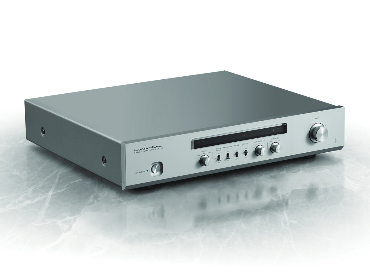Luxman E-07 Phono Amplifier