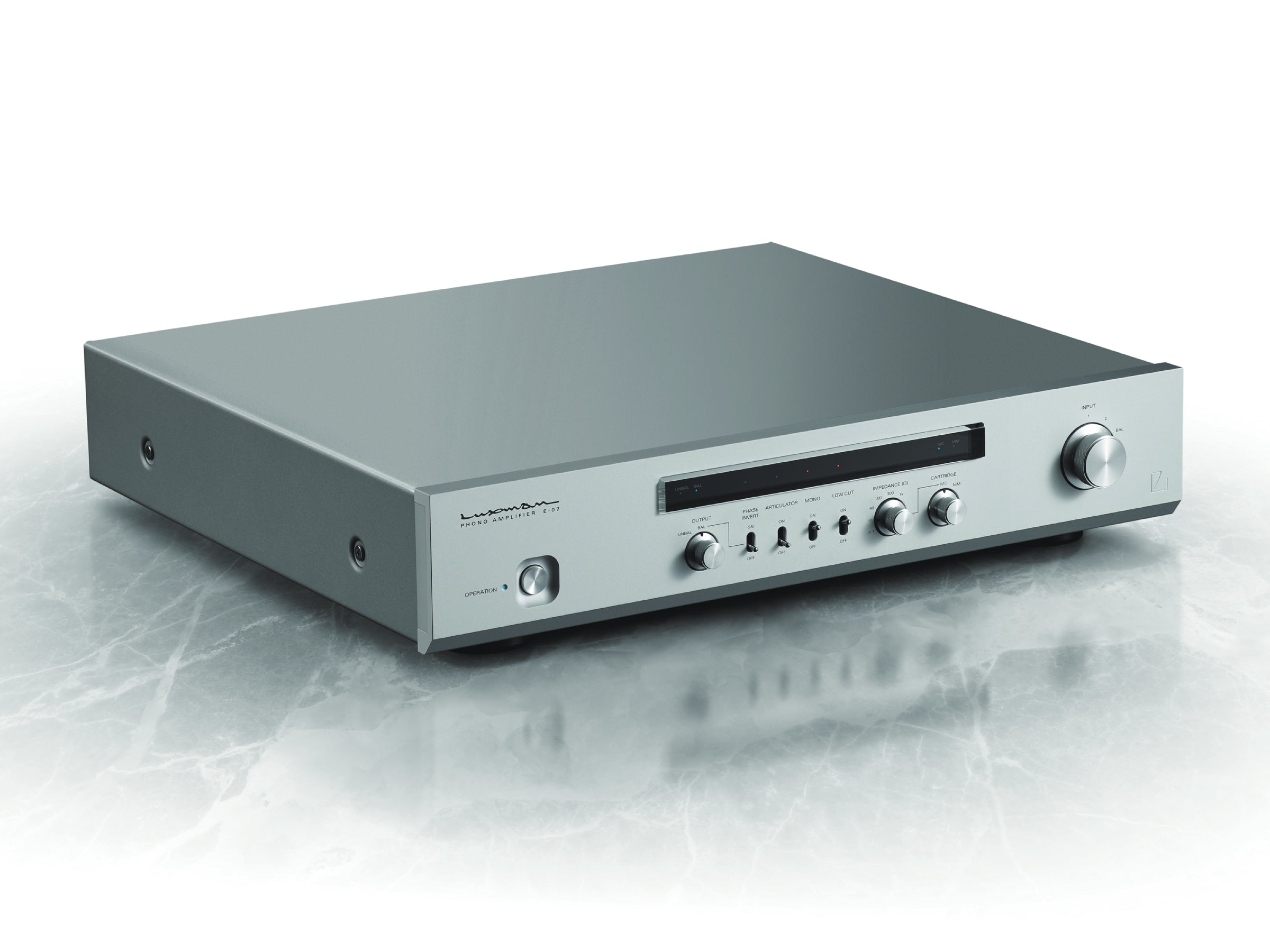 Luxman E-07 Phono Amplifier