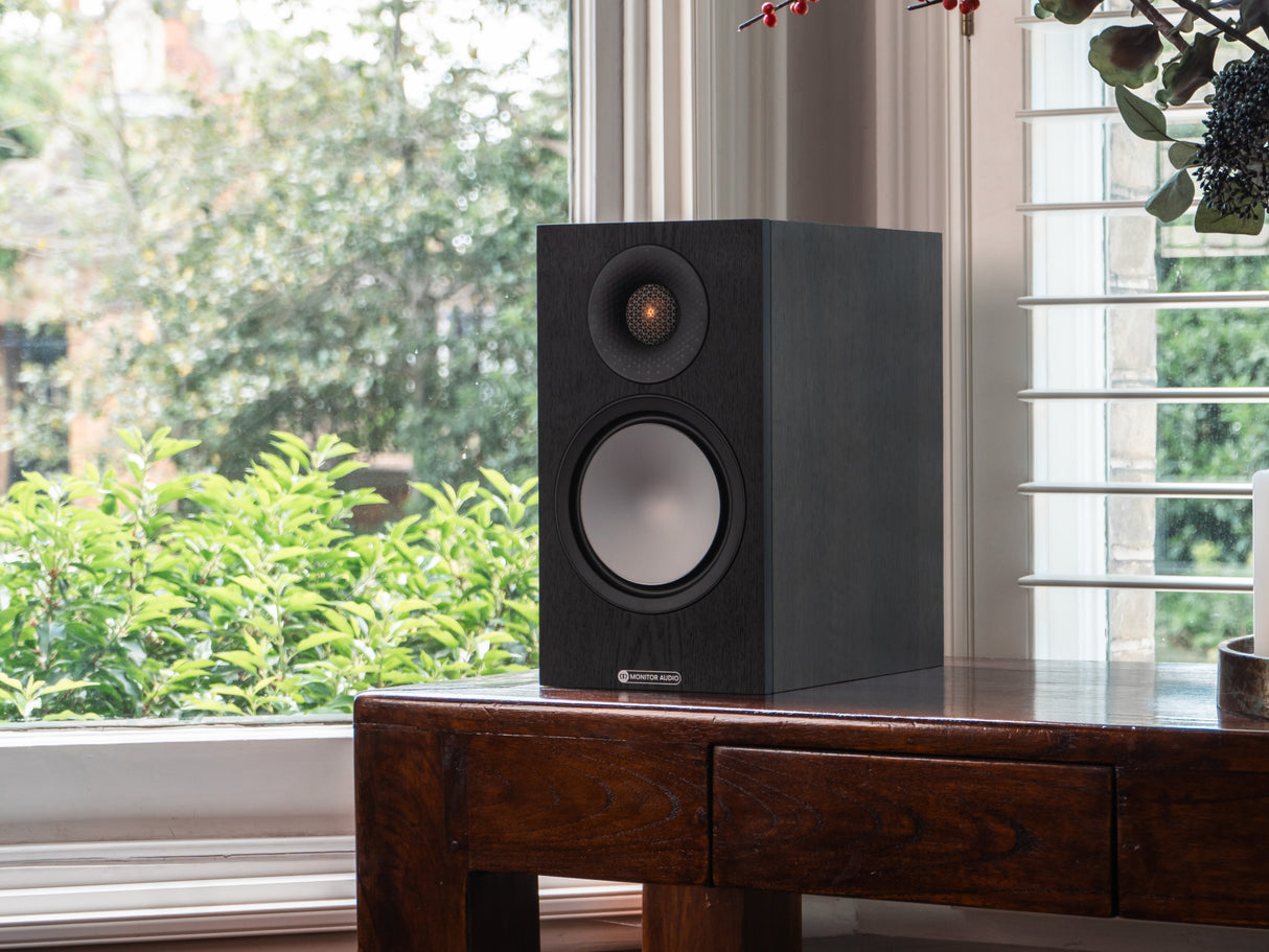 Arcam A5+ with Monitor Audio Bronze 50 7G Bookshelf Speakers