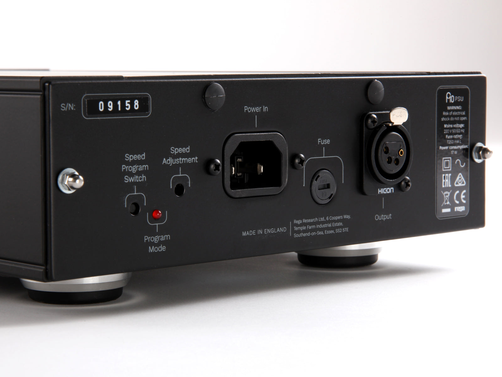 Rega Planar 10 Turntable