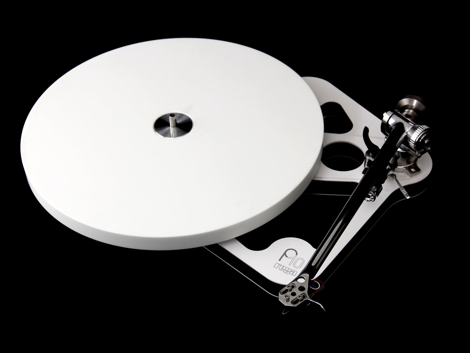 Rega Planar 10 Turntable