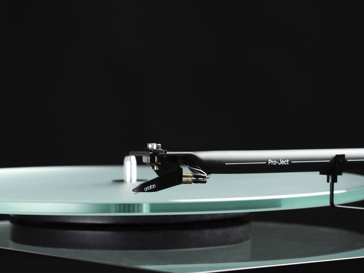 Pro-Ject T1 EVO BT Turntable + Ruark MR1 Mk3 Speakers