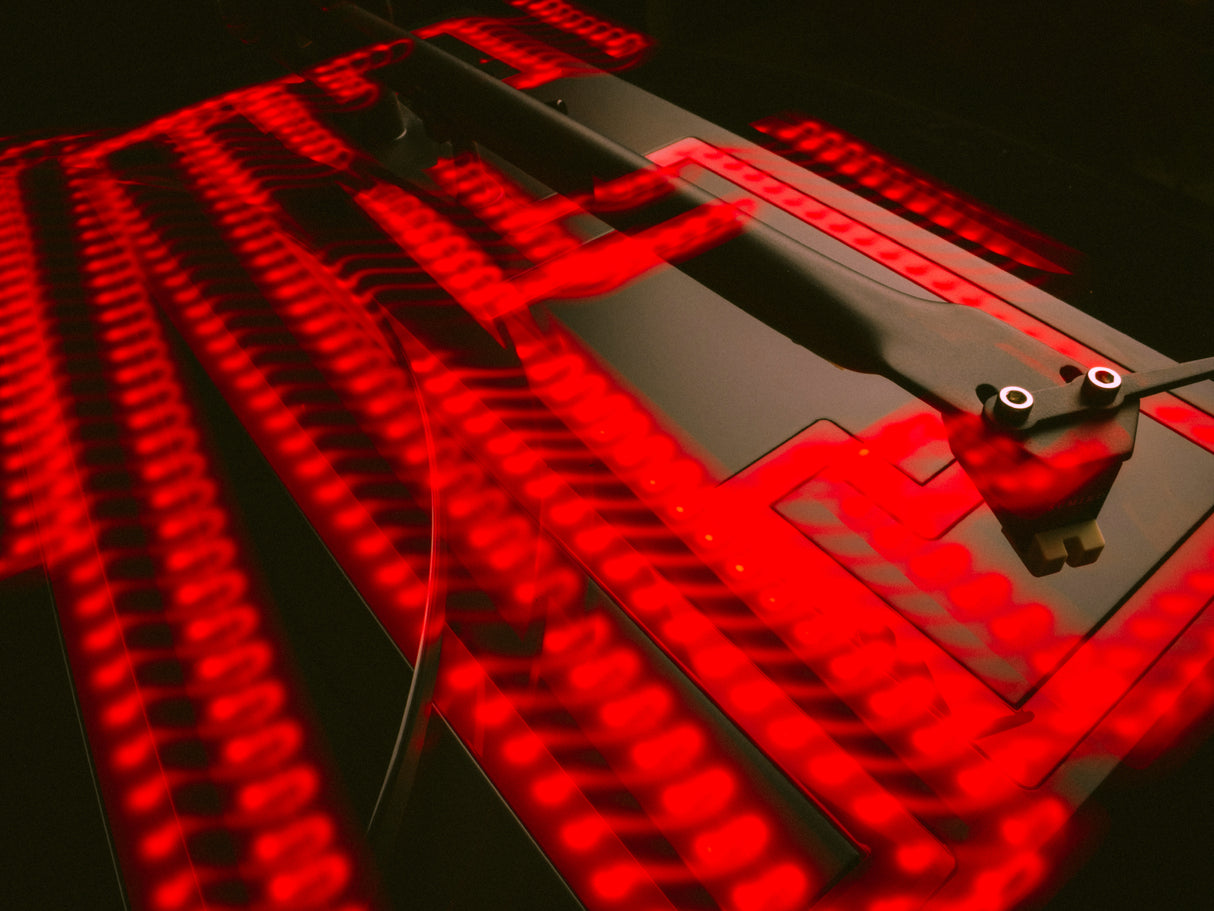 Pro-Ject Elvis Turntable