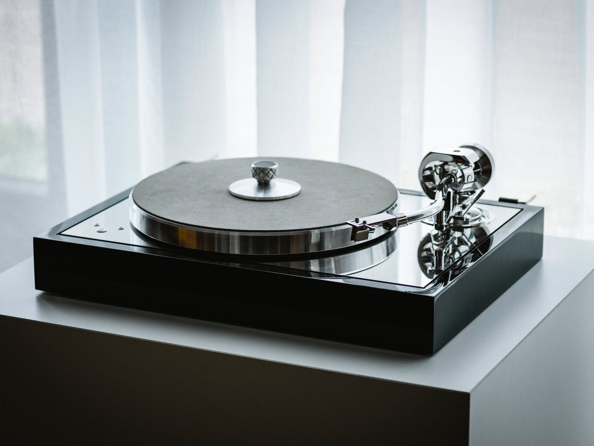 Pro-Ject The Classic Reference Turntable