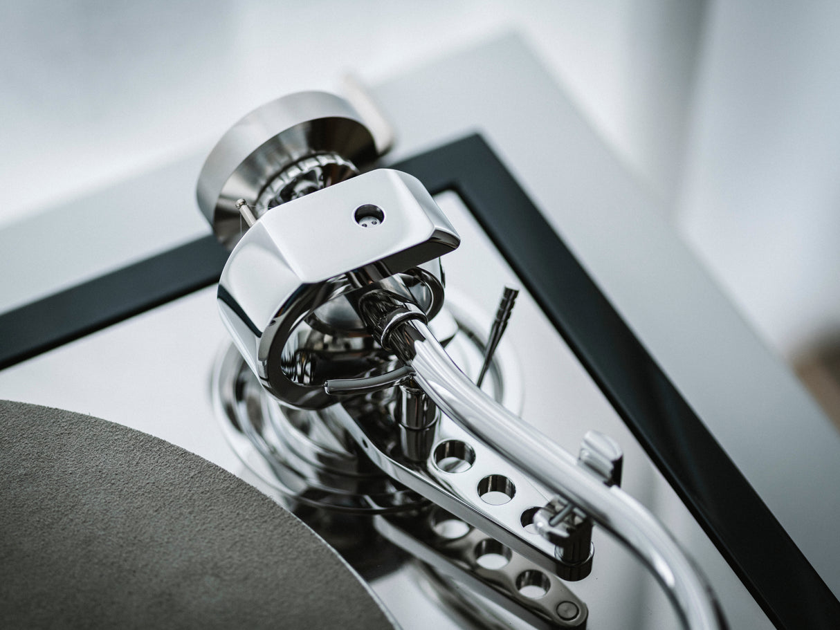 Pro-Ject The Classic Reference Turntable