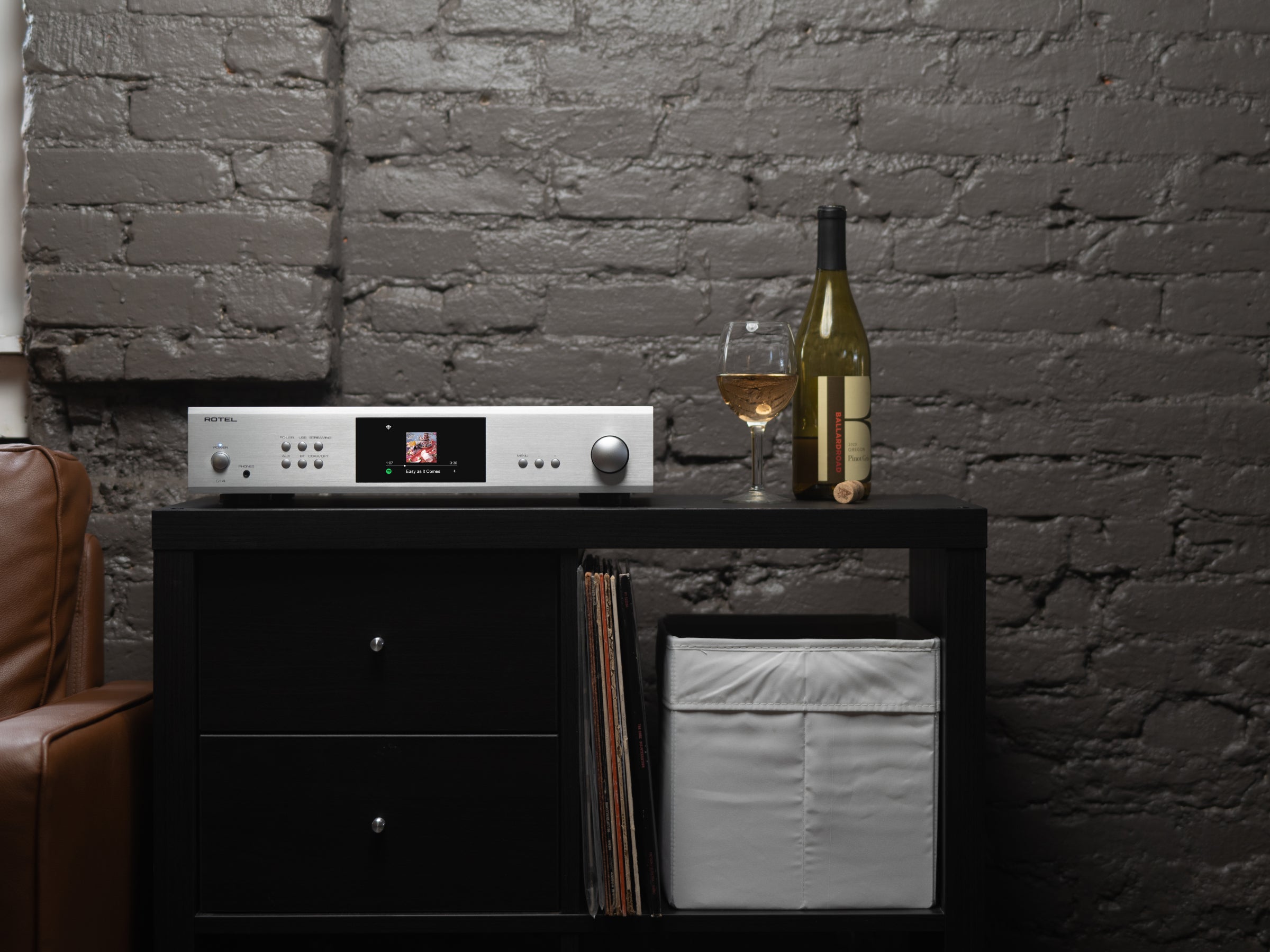 Rotel S14 Streaming Amplifier
