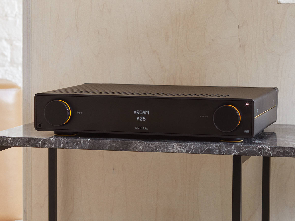 Arcam A25+ with Monitor Audio Silver 8G 300 Floorstanding Speakers