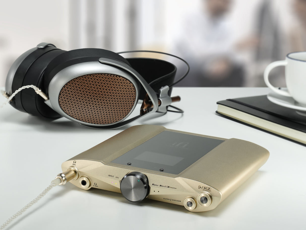 iFi iDSD Valkyrie with Meze Poet Headphone System