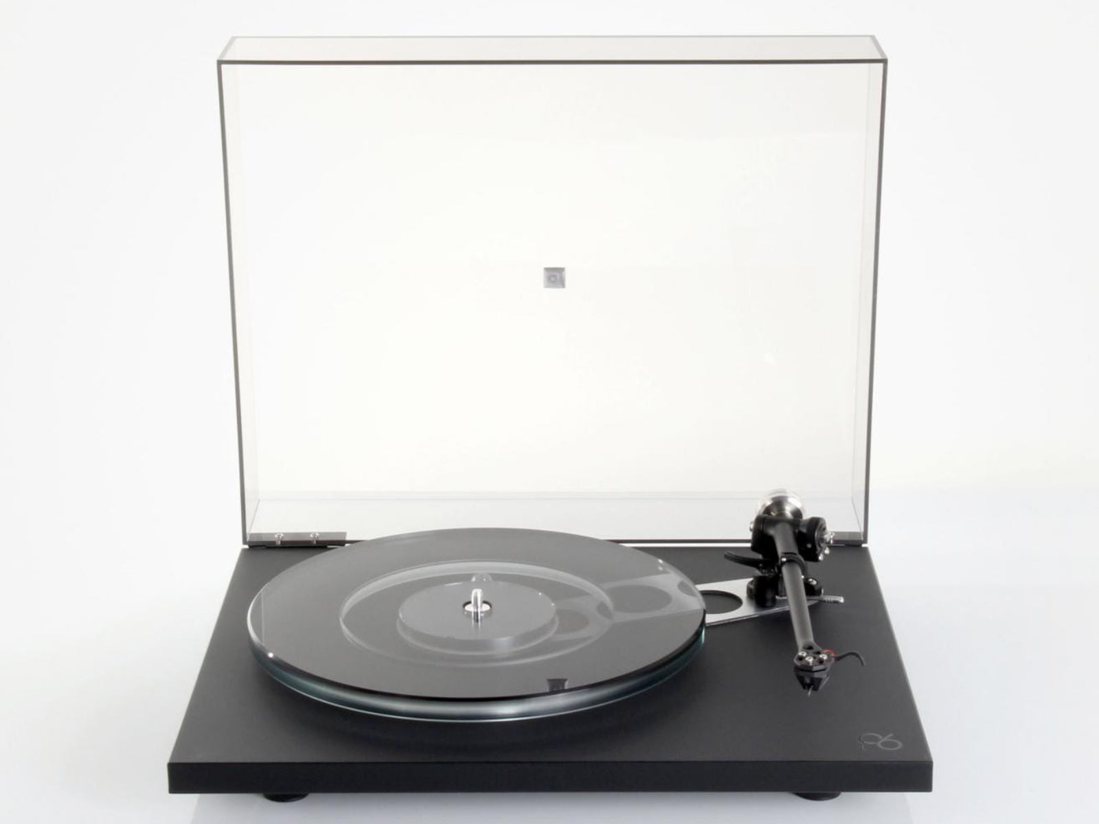 Rega Planar 6 Turntable