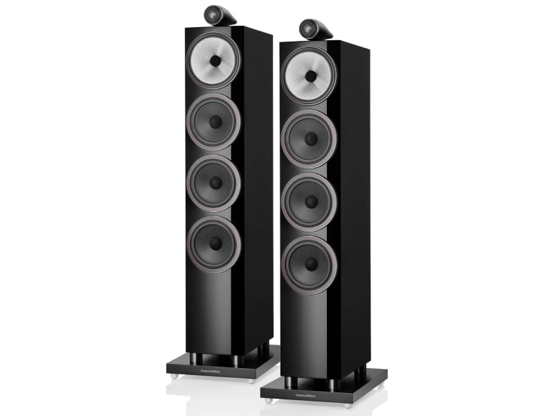 Naim Uniti Nova PE with Bowers & Wilkins 702 S3 Floorstanding Speakers