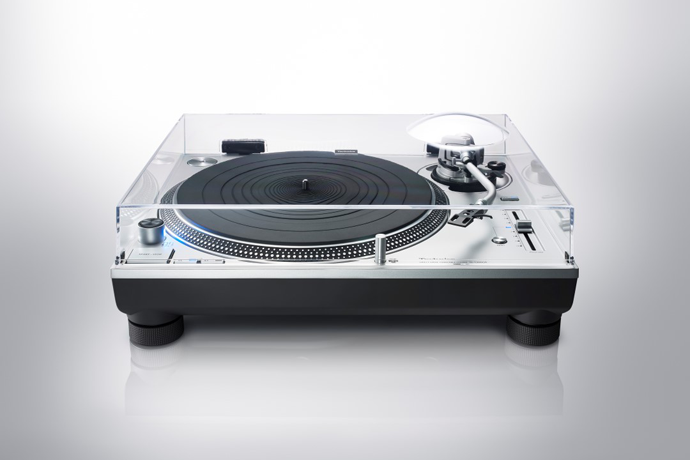 Technics SL1200GR Direct Drive Turntable