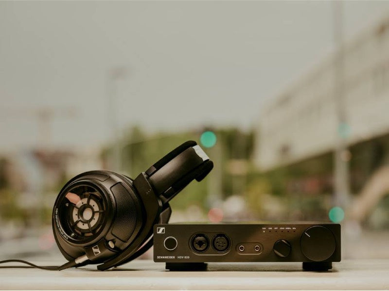 Sennheiser HD 820 & HDV 820 Reference Headphone & Amplifier System