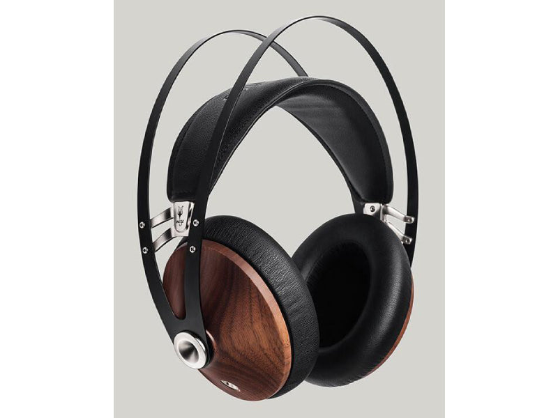 Meze 99 Classics Closed Headphones