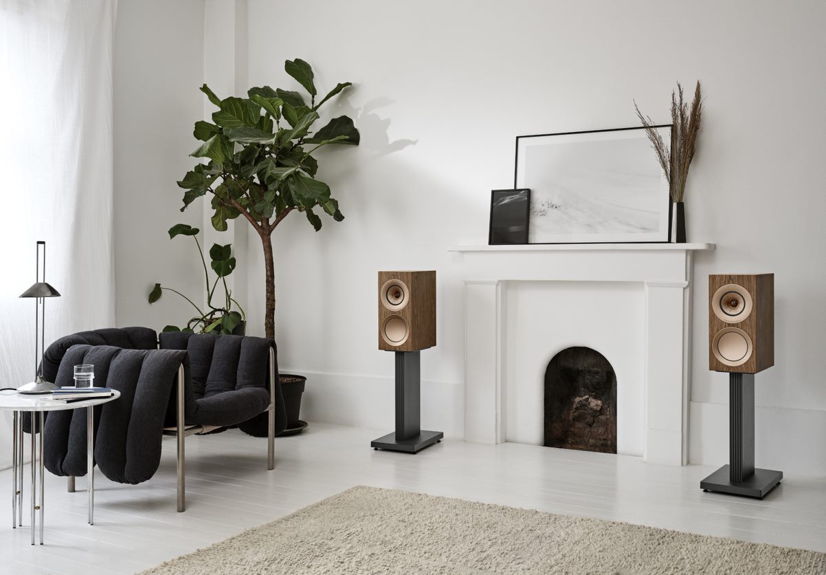 KEF R3 Meta + KEF S3 Stands Bundle
