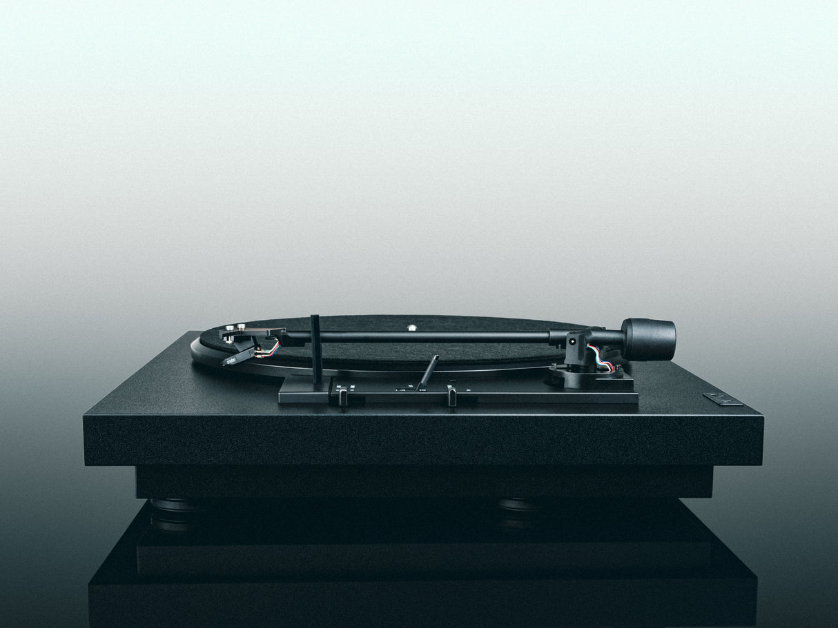 Pro-Ject Automat A1 Turntable