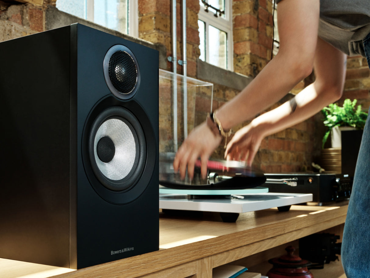 Bowers & Wilkins 607 S3 Speakers