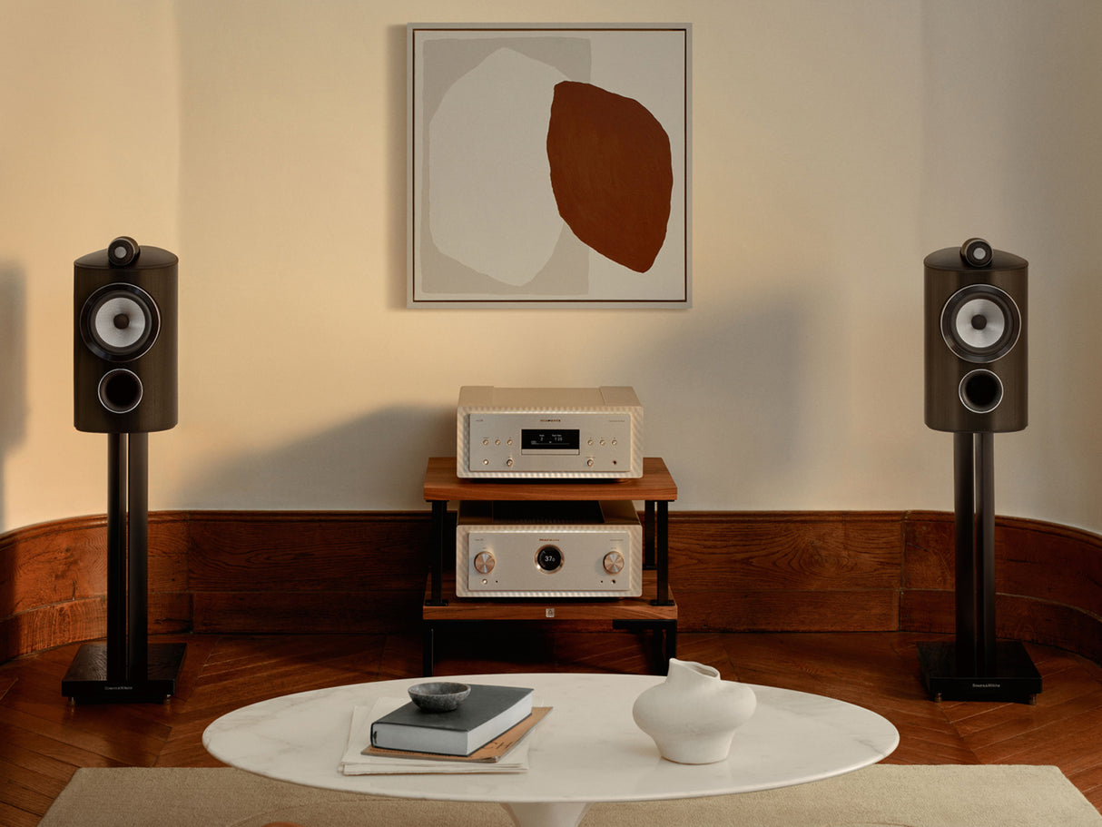 Bowers & Wilkins 805 D5 Bookshelf Speakers