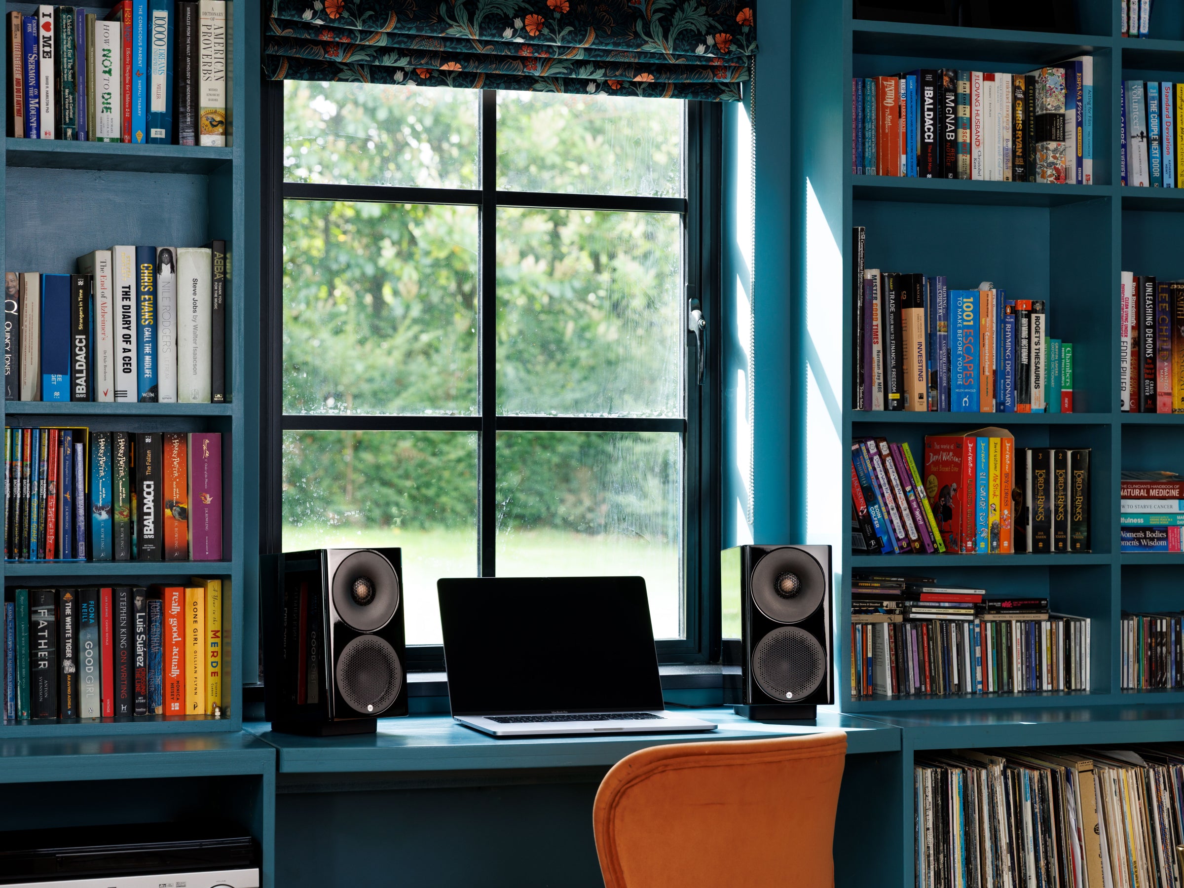Monitor Audio Radius 4G Three Bookshelf Speakers