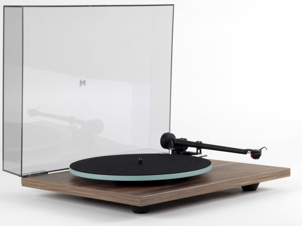 Rega Planar 2 Turntable