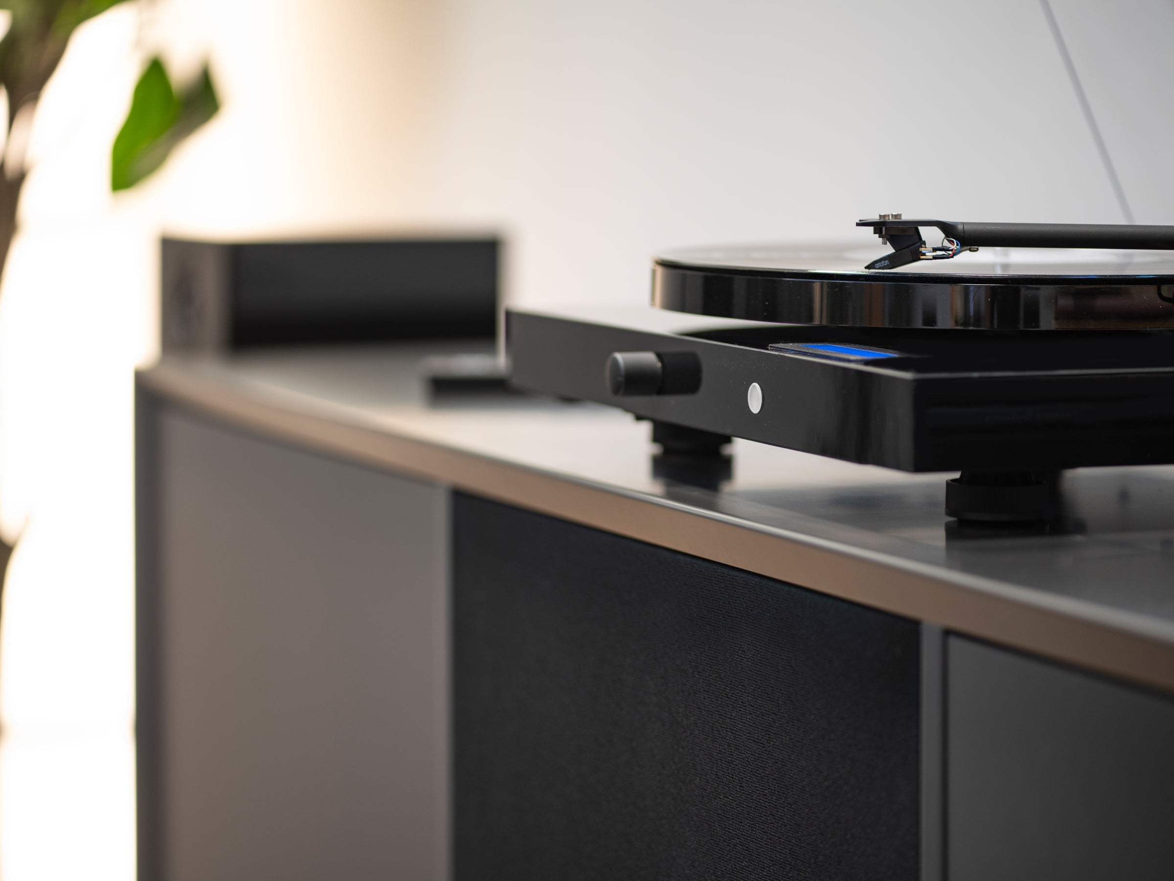 Pro-Ject Juke Box E1 Hi-Fi Set