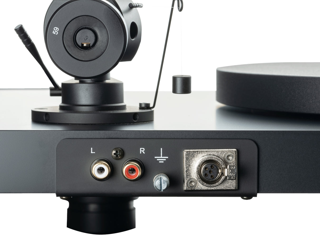 Pro-Ject Debut Pro S Balanced Turntable