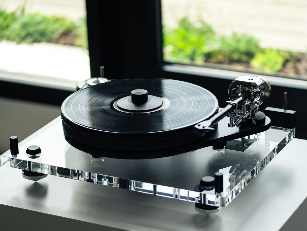 Pro-Ject 6 PerspeX Balanced Turntable UK SuperPack