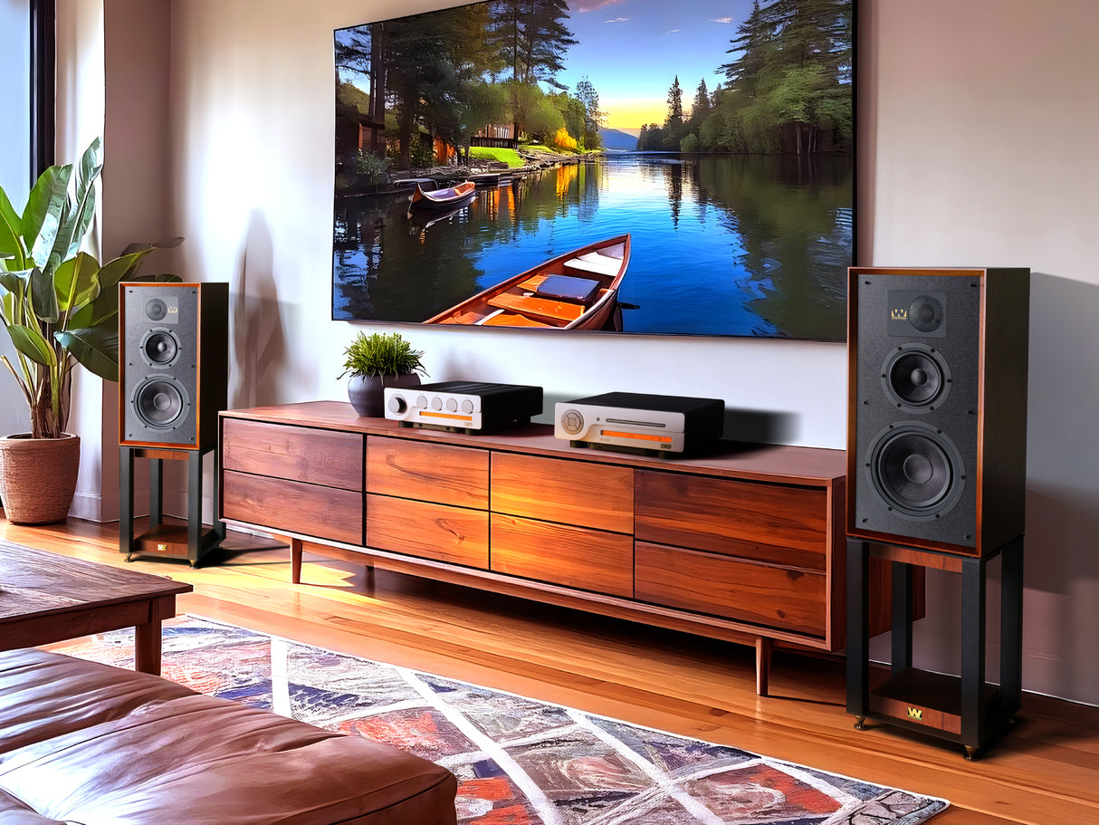 Audiolab D9 DAC Headphone Amplifier with Focal Bathys MG Closed-Back Headphones