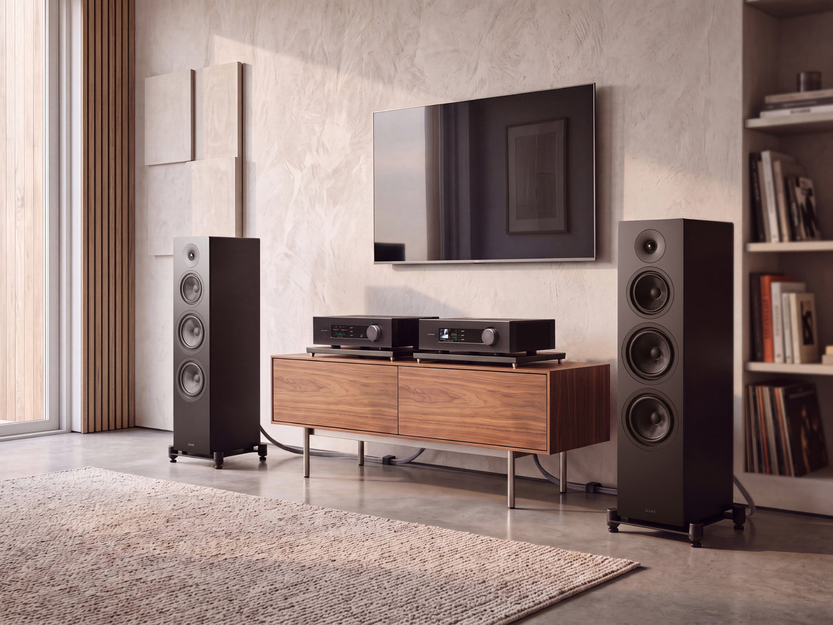 Quad Elegan 2 Floorstanding Speakers