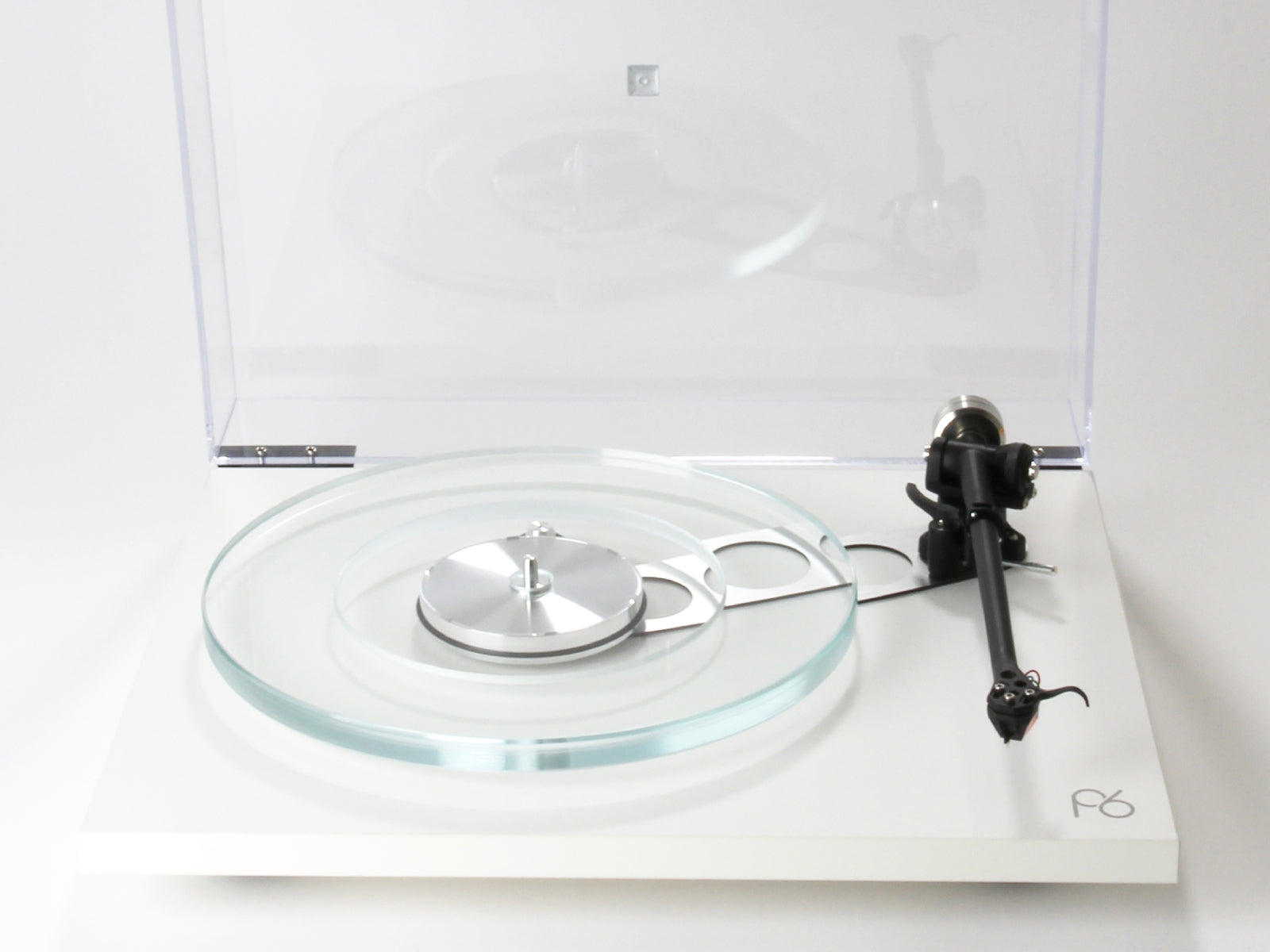 Rega Planar 6 Turntable