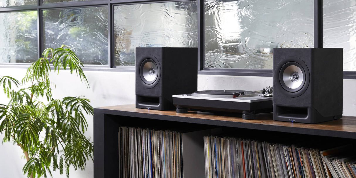 Technics SL-1200GR2 Turntable with SC-CX700 Wireless Speaker System