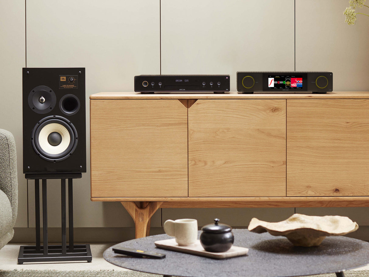 Arcam SA35 + Bowers & Wilkins 705 S3 + Cables