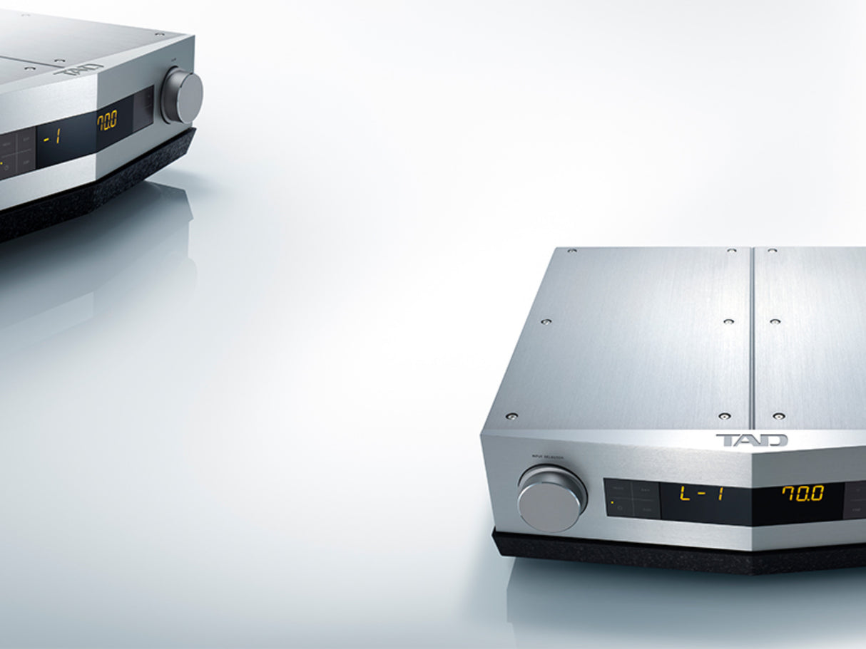 TAD C700 Reference Pre-Amplifier