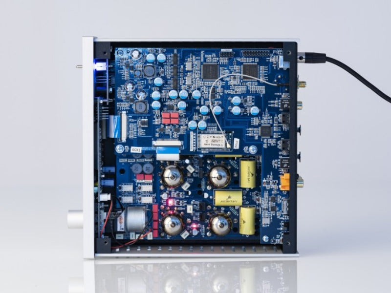 ProJect Pre Box RS2 Digital Pre-amplifier, DAC, Headphone amp – Doug ...