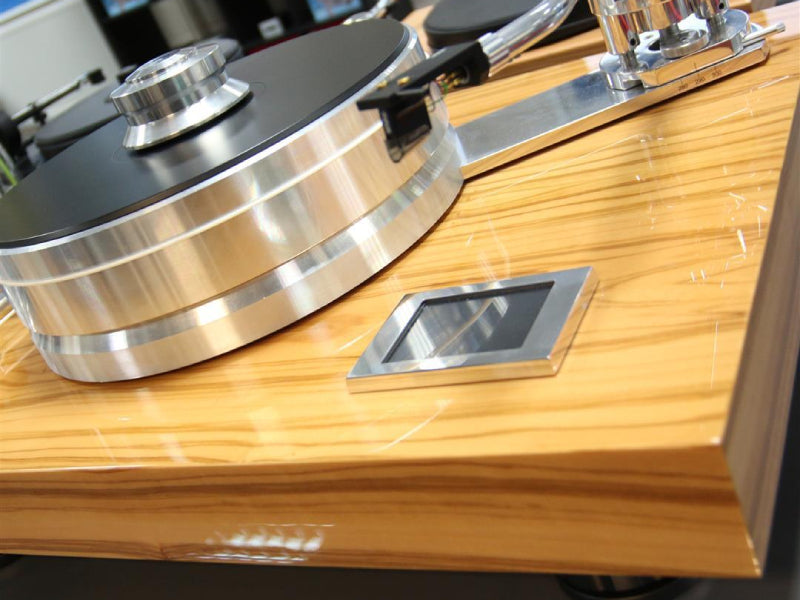 ProJect Signature 12 Turntable