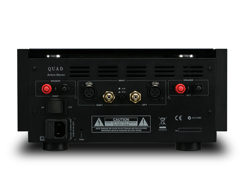 Quad Artera Play+ CD / DAC / Pre Amp with Artera Stereo Power Amplifier