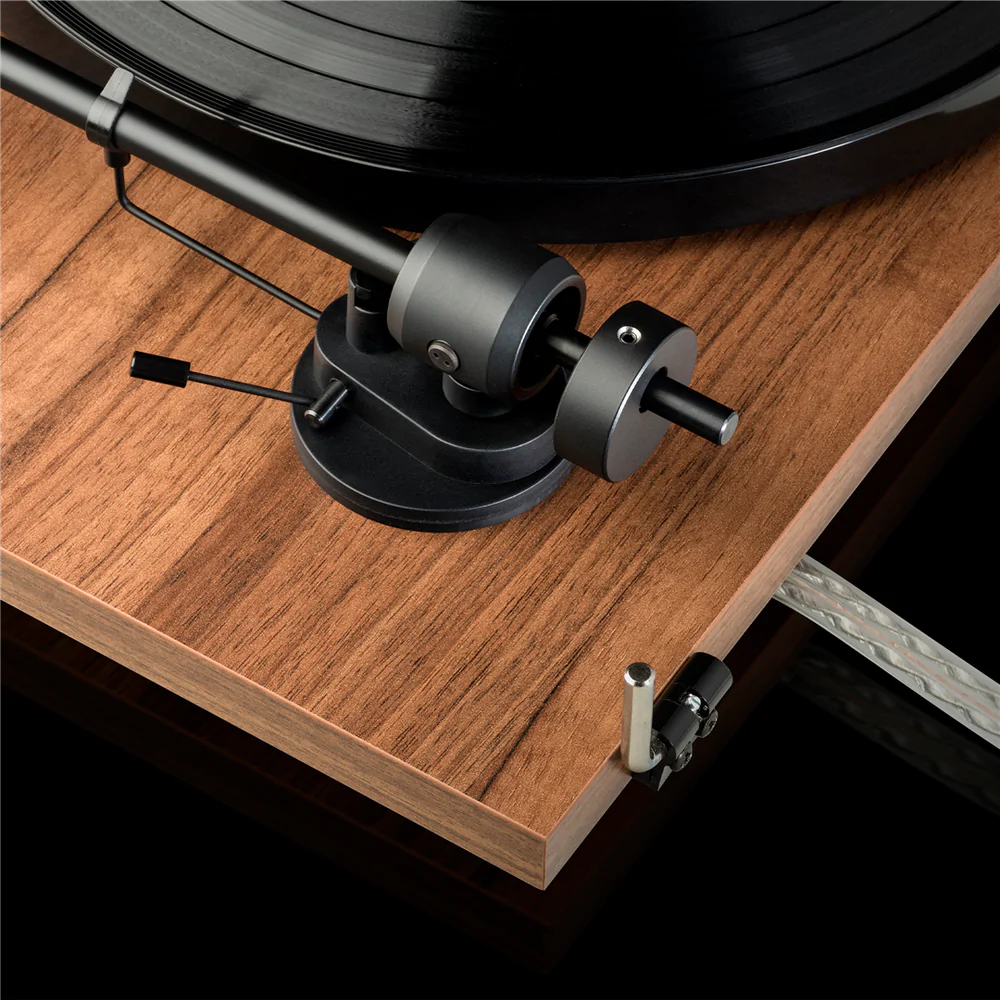 Pro-Ject E1 Turntable