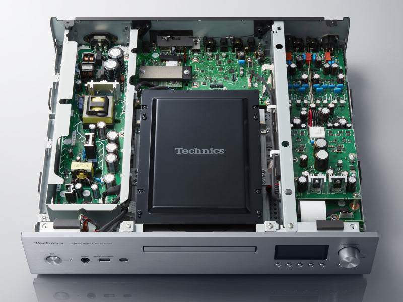 Technics SL-G700M2 Network  Super Audio CD Player Internal View