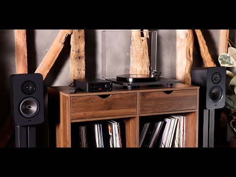 REGA SYSTEM ONE™ Turntable package